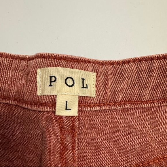 POL High Rise Distressed Denim Shorts Rust Red Size Large NWOT - Picture 3 of 9